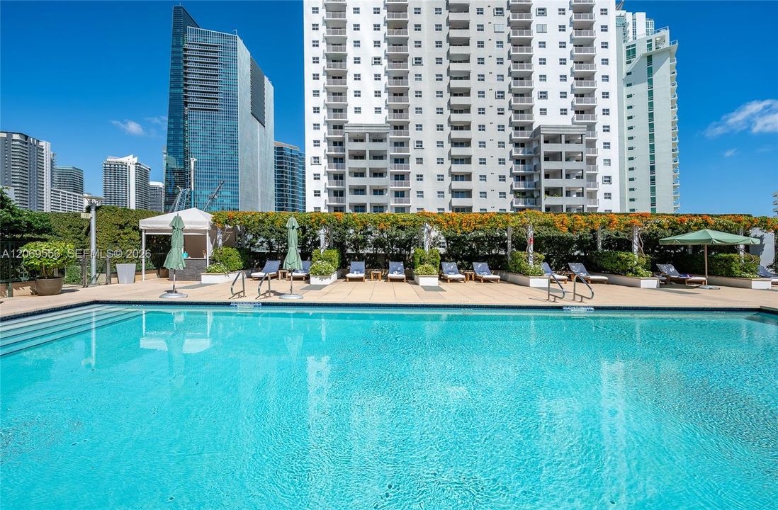 For Rent: $12,000 (2 beds, 2 baths, 1570 Square Feet)