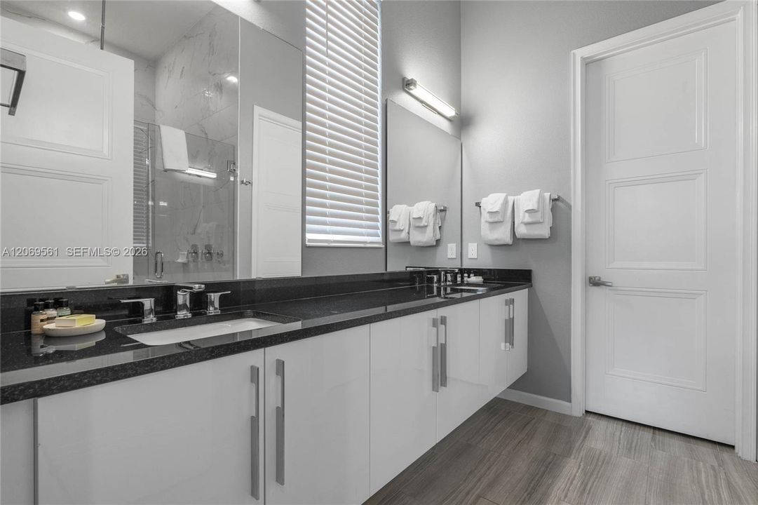 En Venta: $1,500,000 (13 camas, 10 baños, 0 Pies cuadrados)
