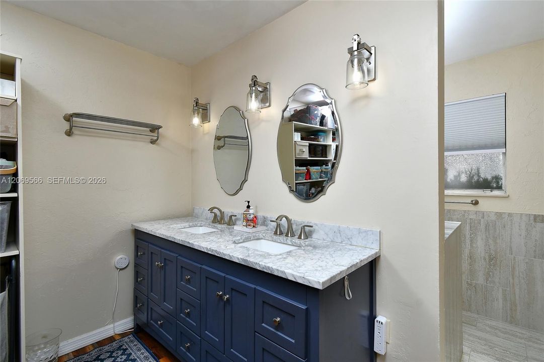 For Sale: $435,000 (4 beds, 2 baths, 2759 Square Feet)