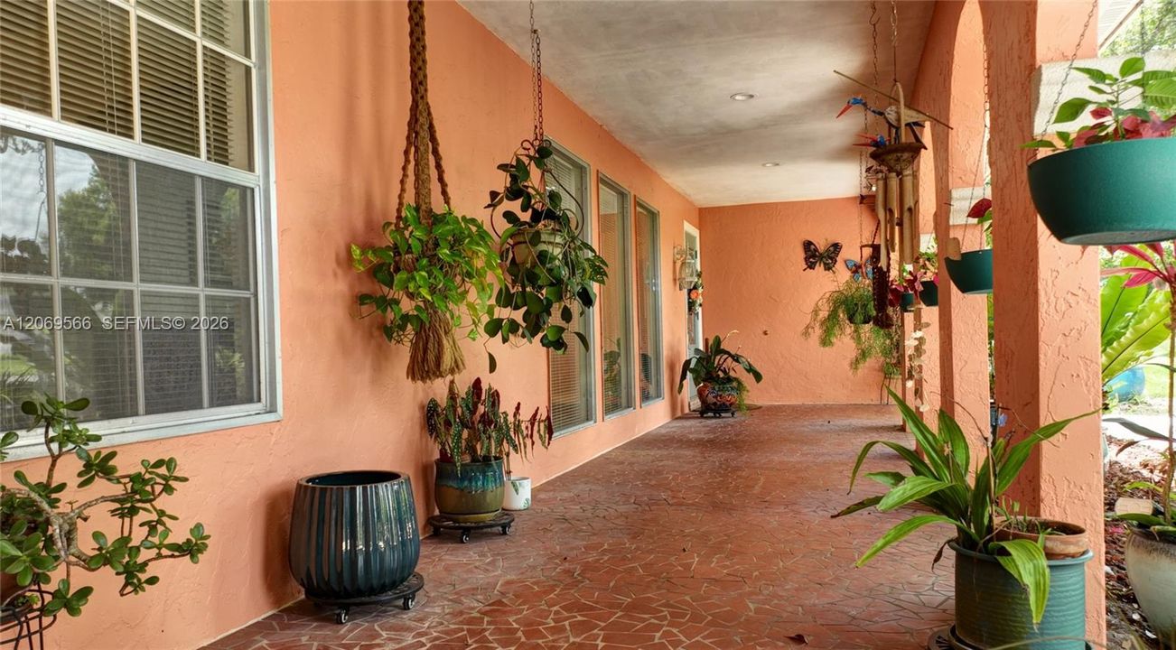 For Sale: $435,000 (4 beds, 2 baths, 2759 Square Feet)