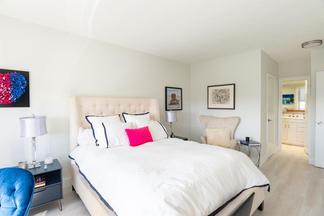 © Clark-2840 S Ocean BLVD 517-003