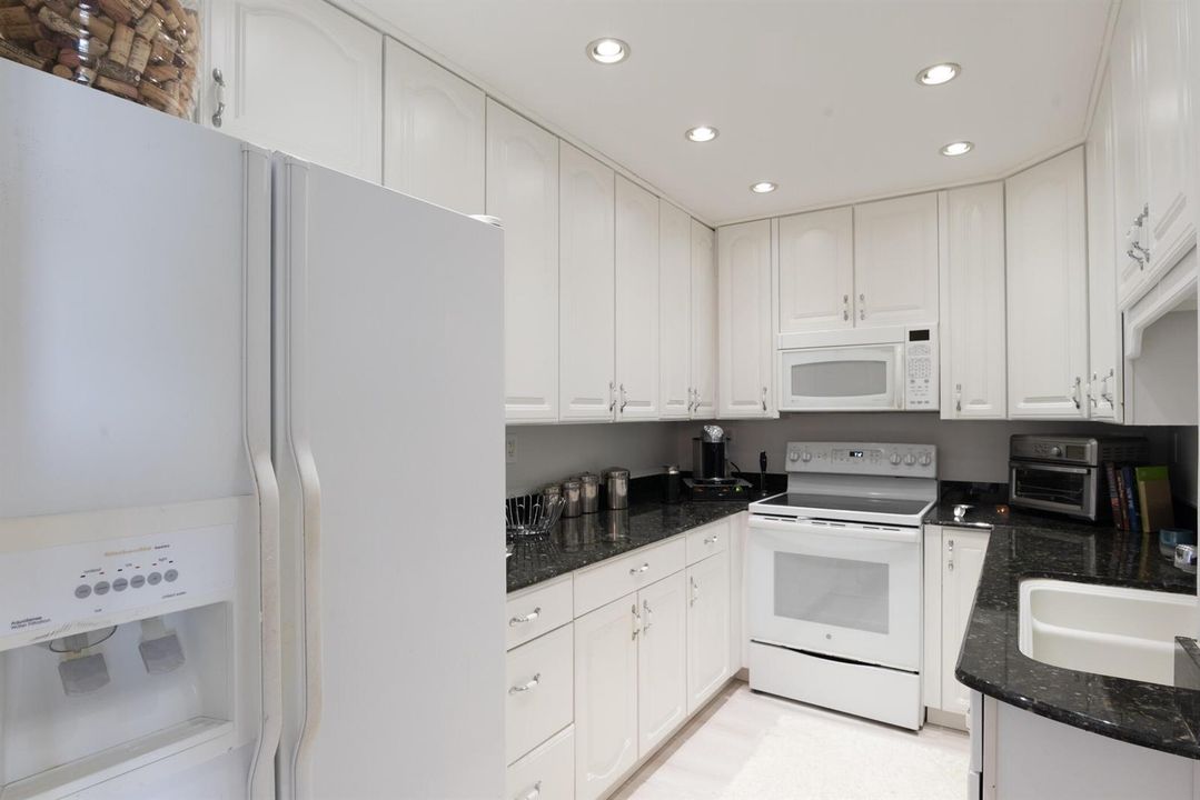 © Clark-2840 S Ocean BLVD 517-017