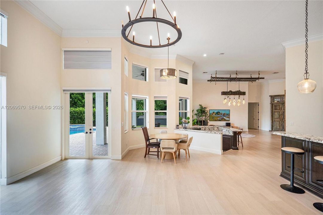 For Sale: $1,850,000 (5 beds, 4 baths, 4291 Square Feet)