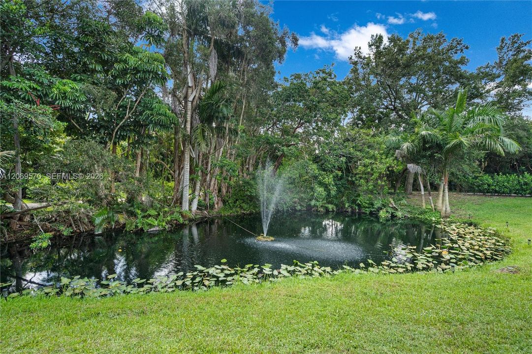 For Sale: $1,850,000 (5 beds, 4 baths, 4291 Square Feet)
