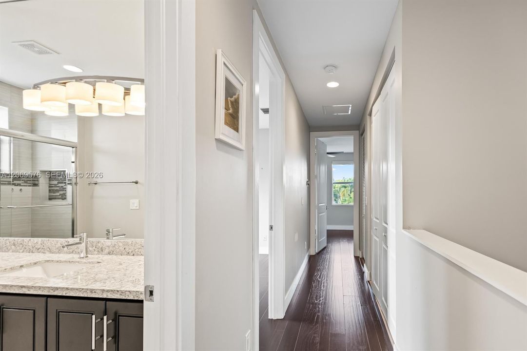 For Rent: $5,499 (3 beds, 2 baths, 2538 Square Feet)