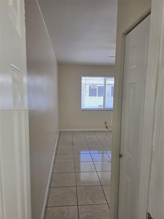For Rent: $1,575 (1 beds, 1 baths, 550 Square Feet)