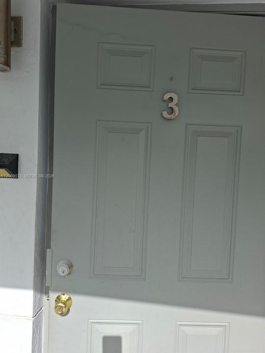 For Rent: $1,575 (1 beds, 1 baths, 550 Square Feet)