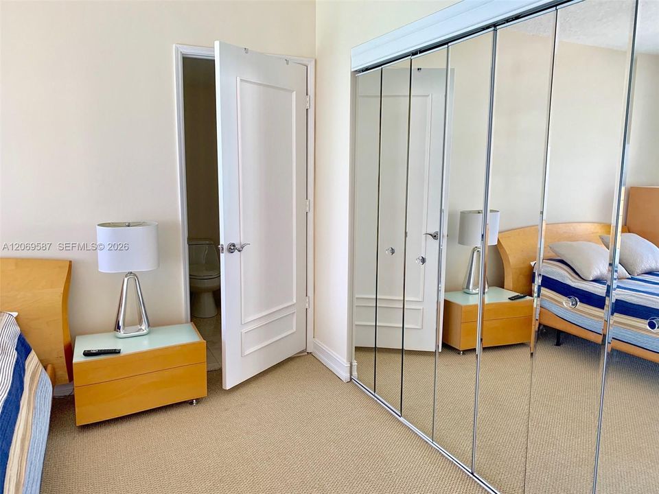 For Sale: $1,500,000 (2 beds, 2 baths, 1590 Square Feet)