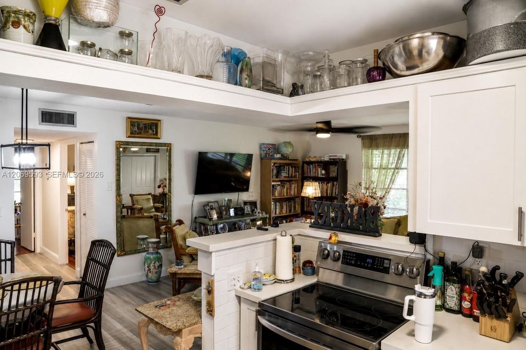 En Venta: $265,000 (2 camas, 2 baños, 1080 Pies cuadrados)