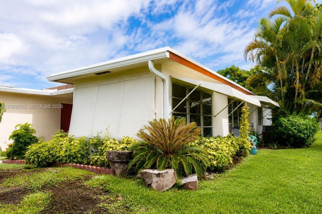 En Venta: $265,000 (2 camas, 2 baños, 1080 Pies cuadrados)