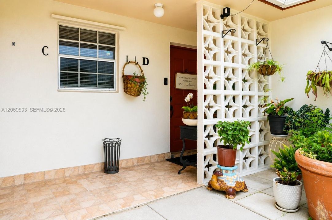 En Venta: $265,000 (2 camas, 2 baños, 1080 Pies cuadrados)