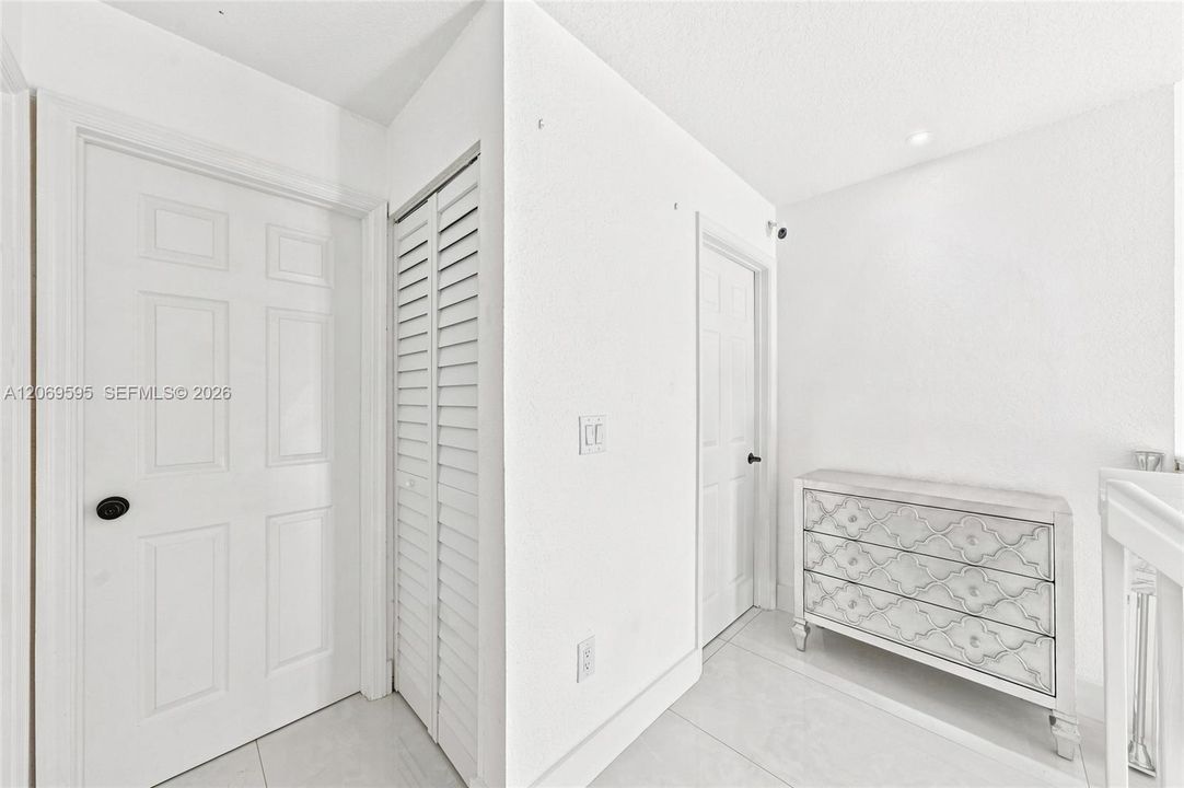 For Sale: $640,000 (4 beds, 3 baths, 1784 Square Feet)