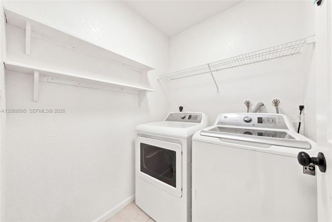 For Sale: $640,000 (4 beds, 3 baths, 1784 Square Feet)