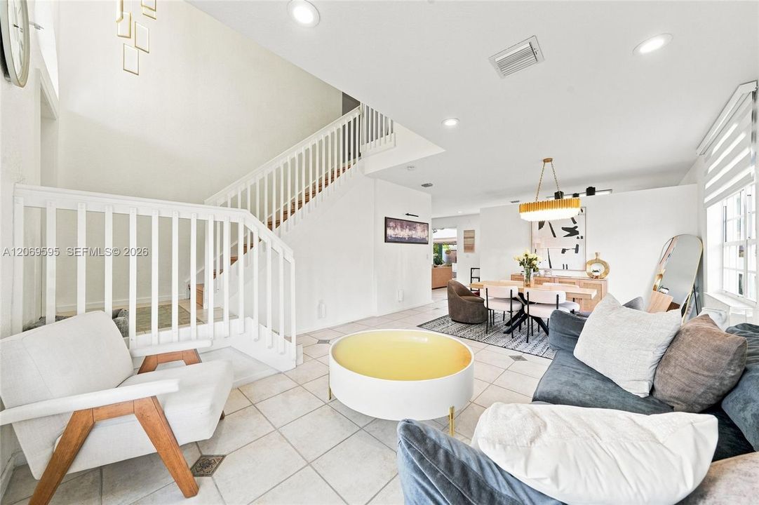 For Sale: $640,000 (4 beds, 3 baths, 1784 Square Feet)