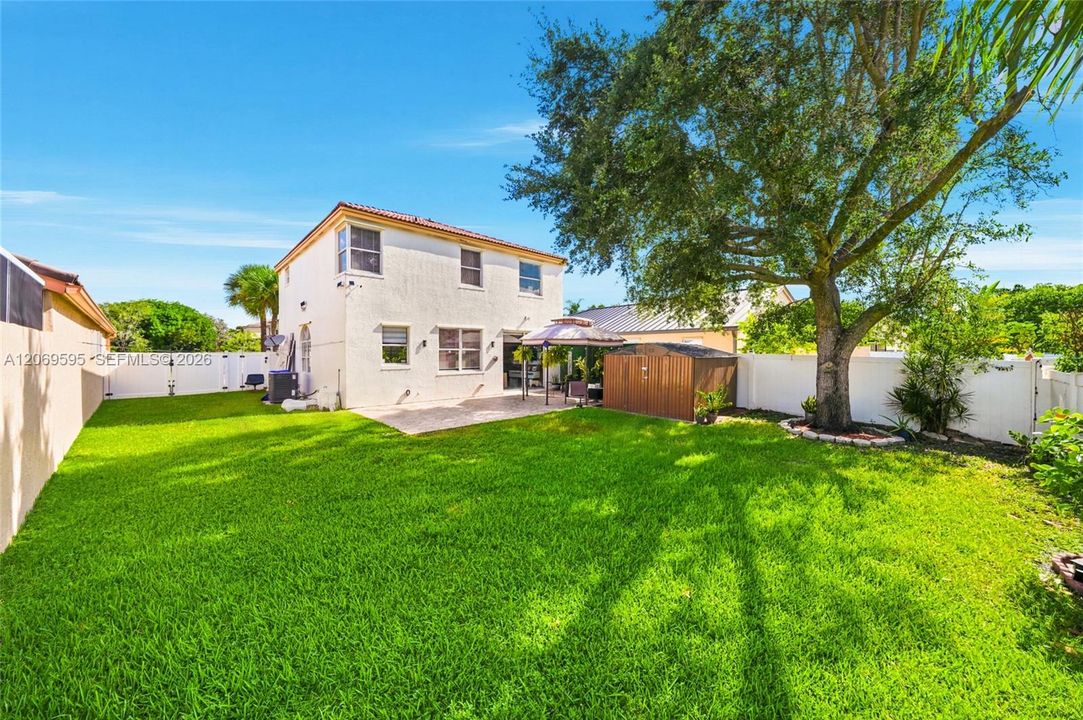 For Sale: $640,000 (4 beds, 3 baths, 1784 Square Feet)