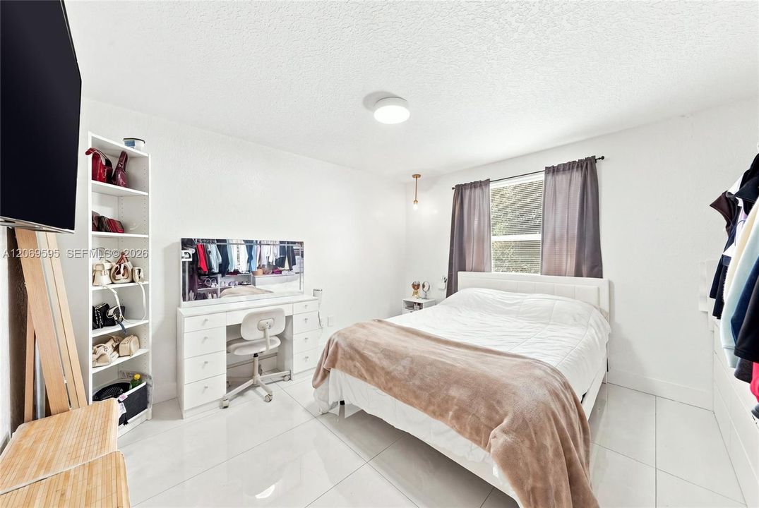 For Sale: $640,000 (4 beds, 3 baths, 1784 Square Feet)