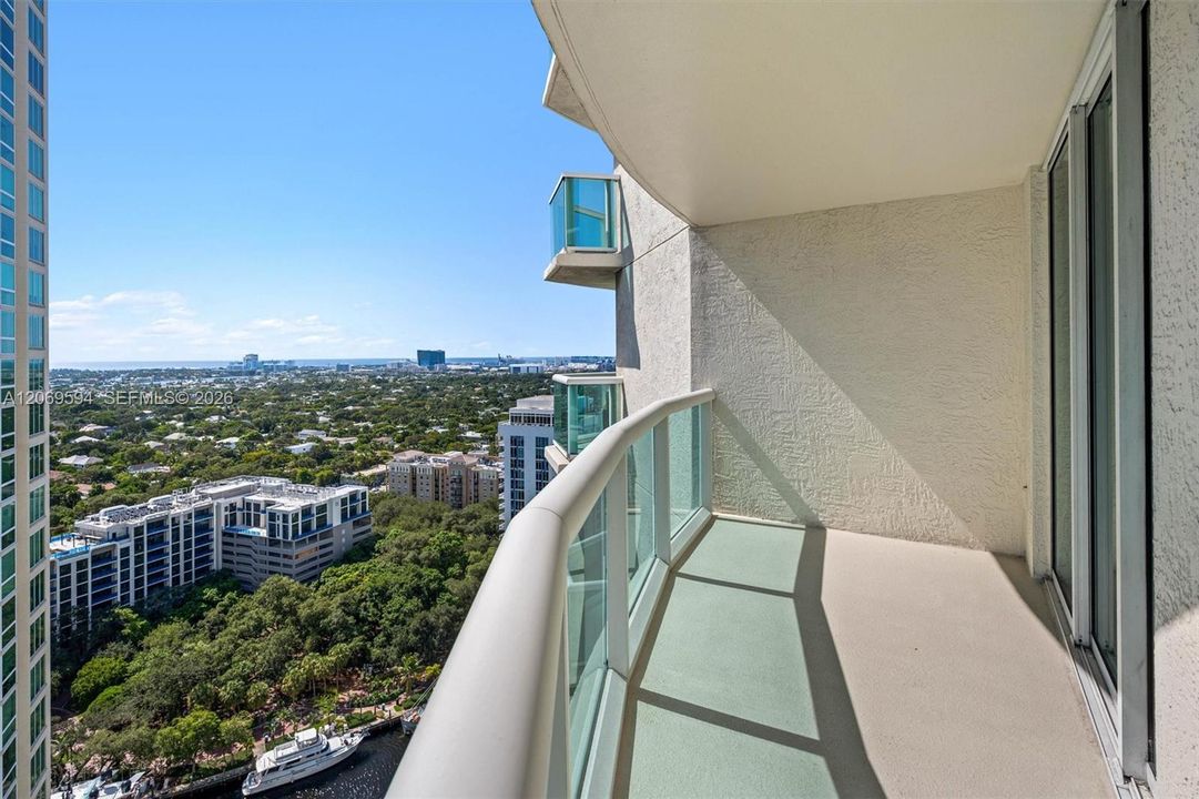 For Sale: $1,095,000 (3 beds, 2 baths, 1469 Square Feet)
