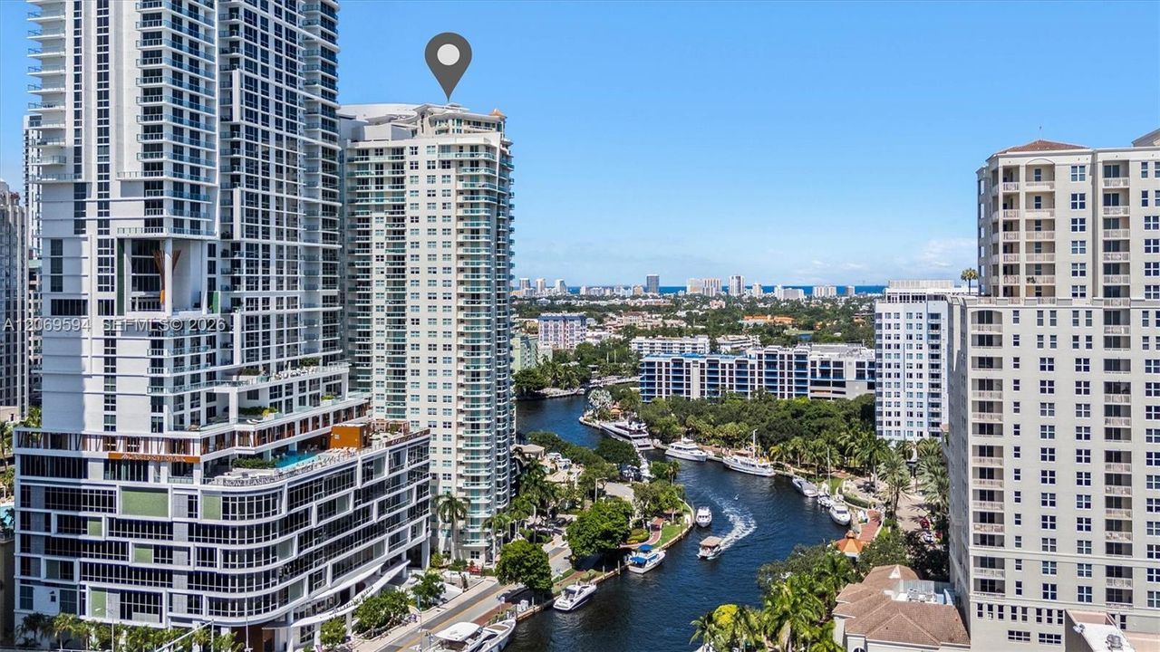 For Sale: $1,095,000 (3 beds, 2 baths, 1469 Square Feet)