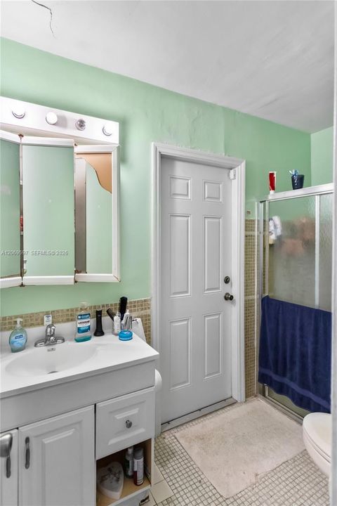 For Sale: $539,000 (4 beds, 2 baths, 1642 Square Feet)