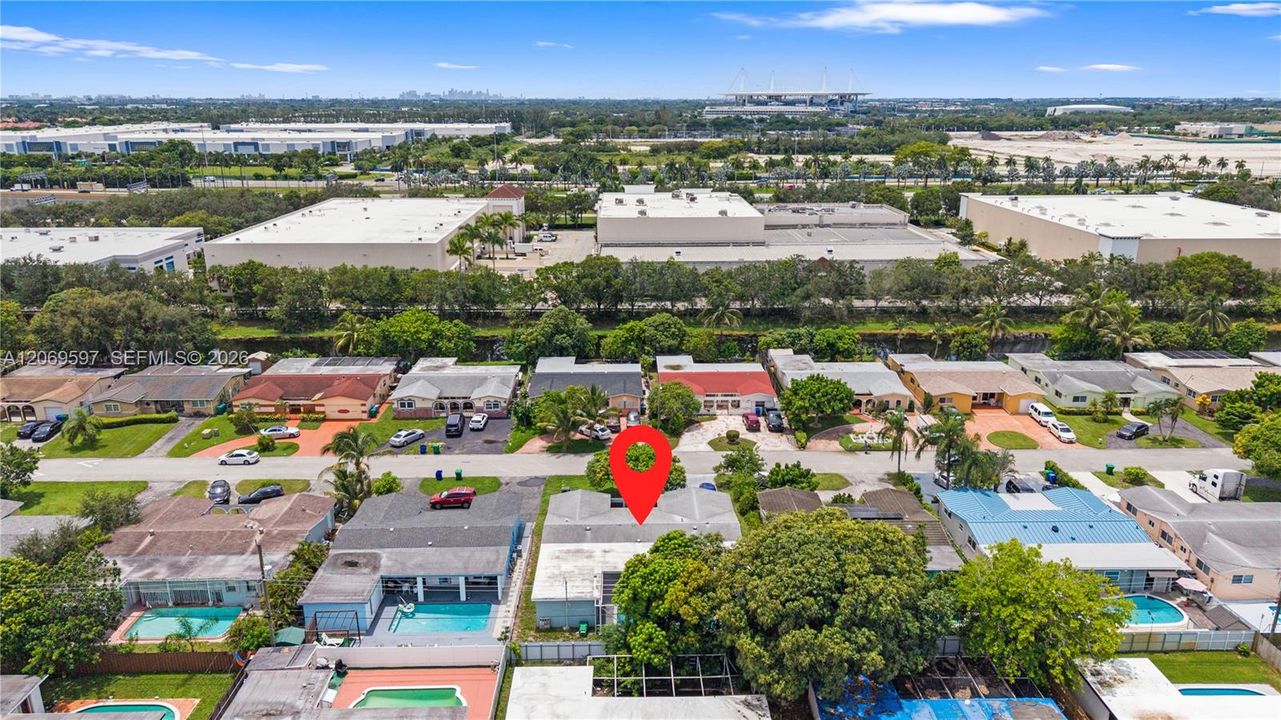 For Sale: $539,000 (4 beds, 2 baths, 1642 Square Feet)