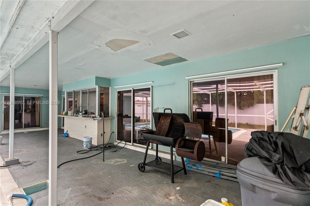 For Sale: $539,000 (4 beds, 2 baths, 1642 Square Feet)