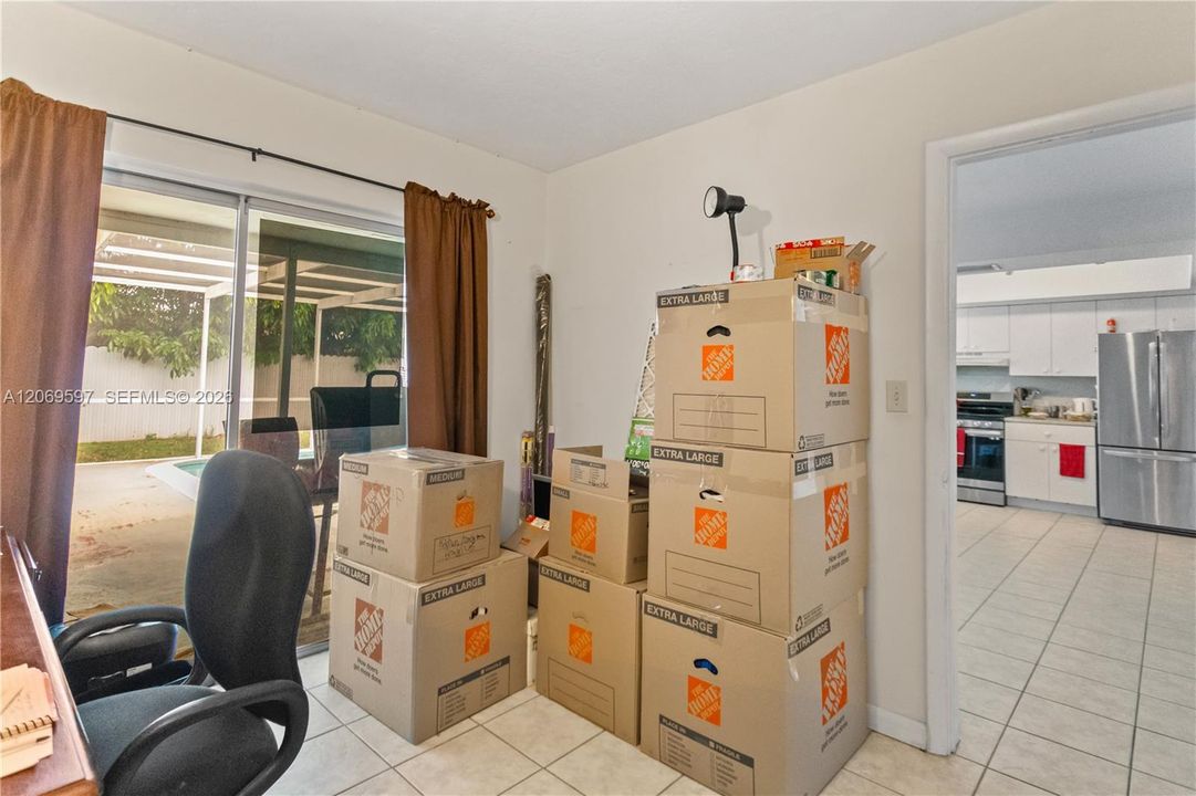 For Sale: $539,000 (4 beds, 2 baths, 1642 Square Feet)