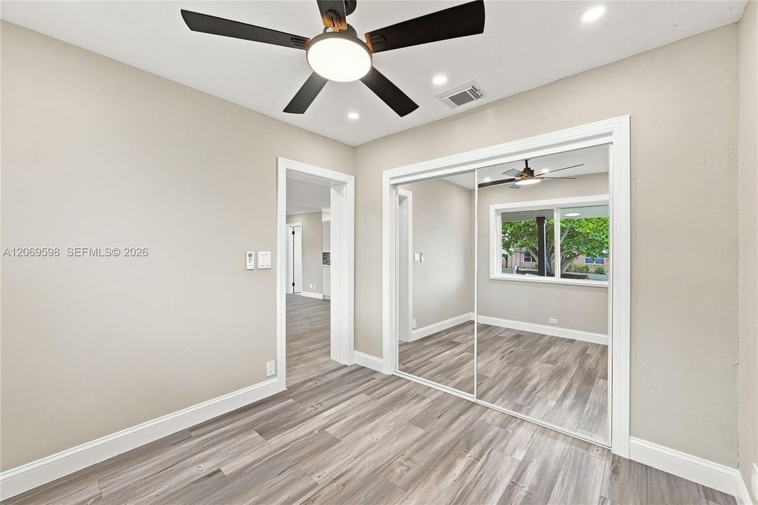 For Sale: $874,000 (4 beds, 2 baths, 1560 Square Feet)