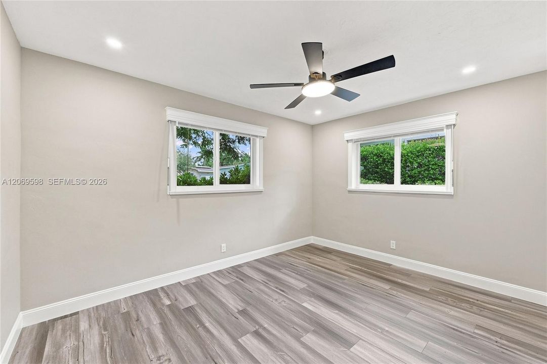 For Sale: $874,000 (4 beds, 2 baths, 1560 Square Feet)