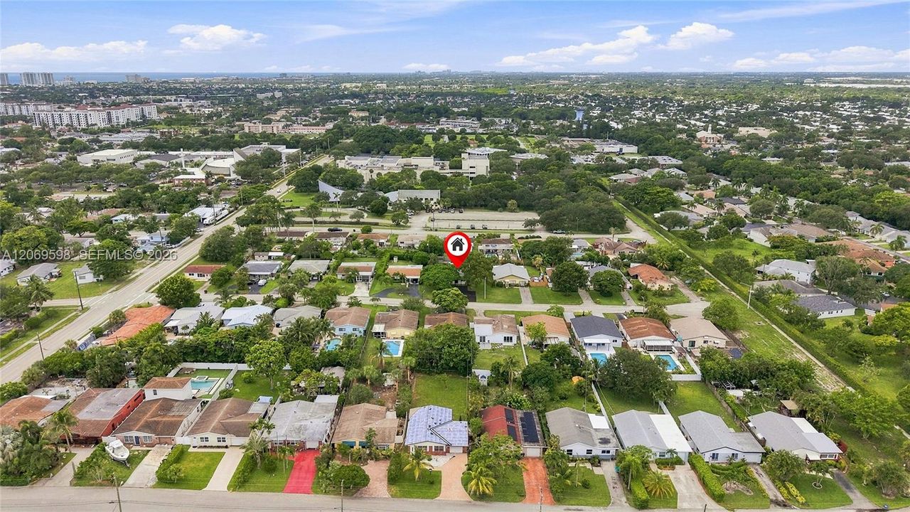 For Sale: $874,000 (4 beds, 2 baths, 1560 Square Feet)