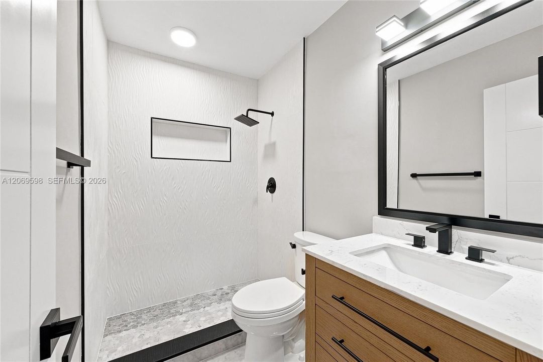 For Sale: $874,000 (4 beds, 2 baths, 1560 Square Feet)