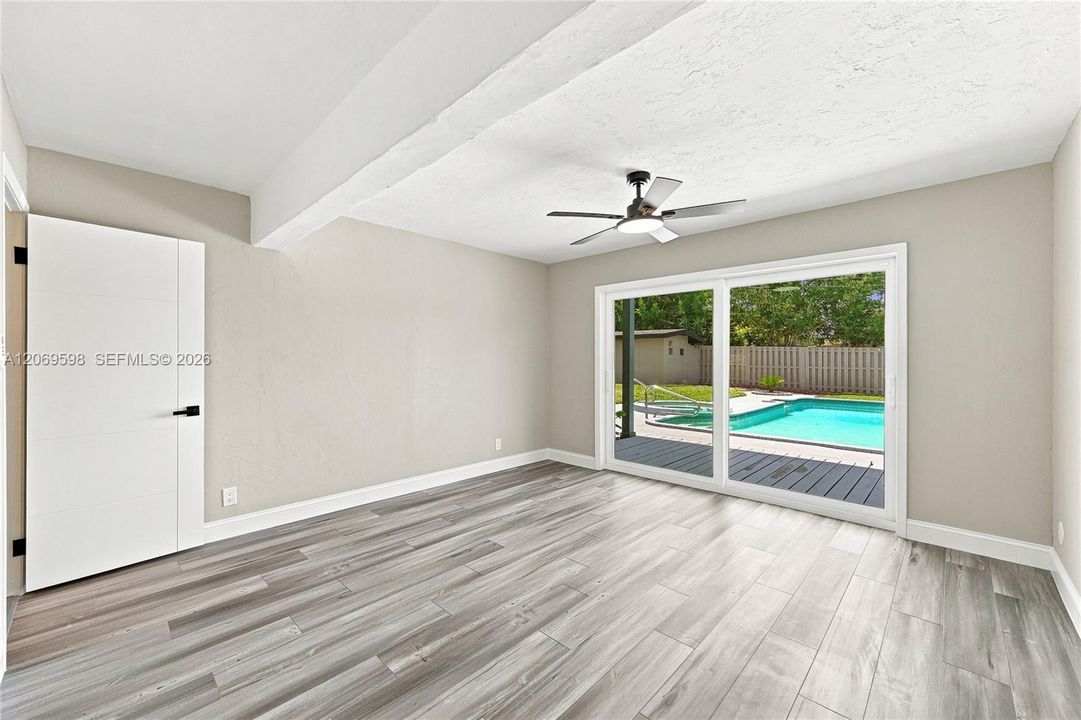 For Sale: $874,000 (4 beds, 2 baths, 1560 Square Feet)