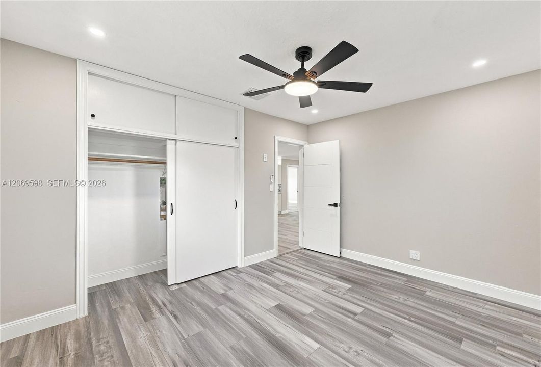 For Sale: $874,000 (4 beds, 2 baths, 1560 Square Feet)