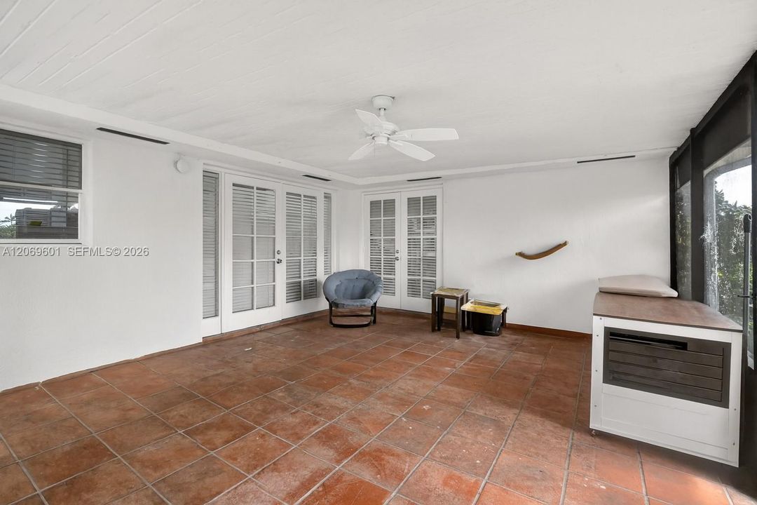 For Sale: $690,000 (3 beds, 2 baths, 1357 Square Feet)