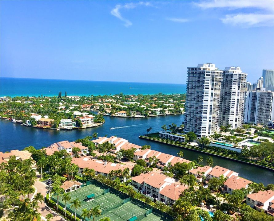 For Rent: $6,200 (2 beds, 2 baths, 1696 Square Feet)