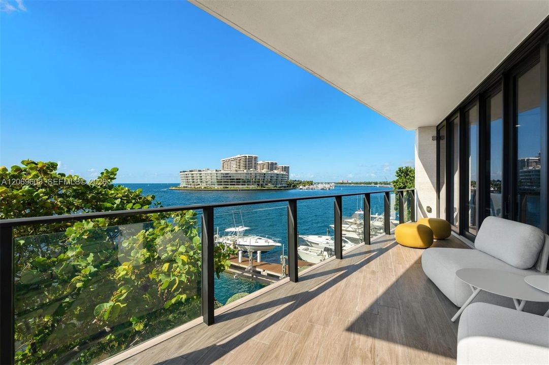For Sale: $3,995,000 (3 beds, 3 baths, 2978 Square Feet)