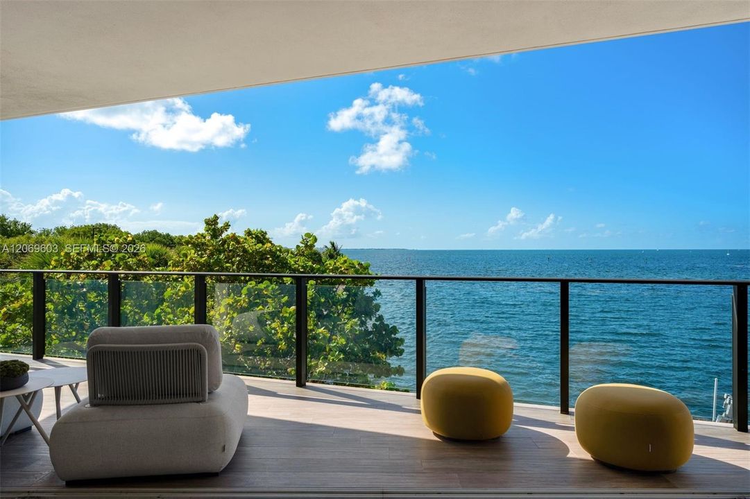 For Sale: $3,995,000 (3 beds, 3 baths, 2978 Square Feet)