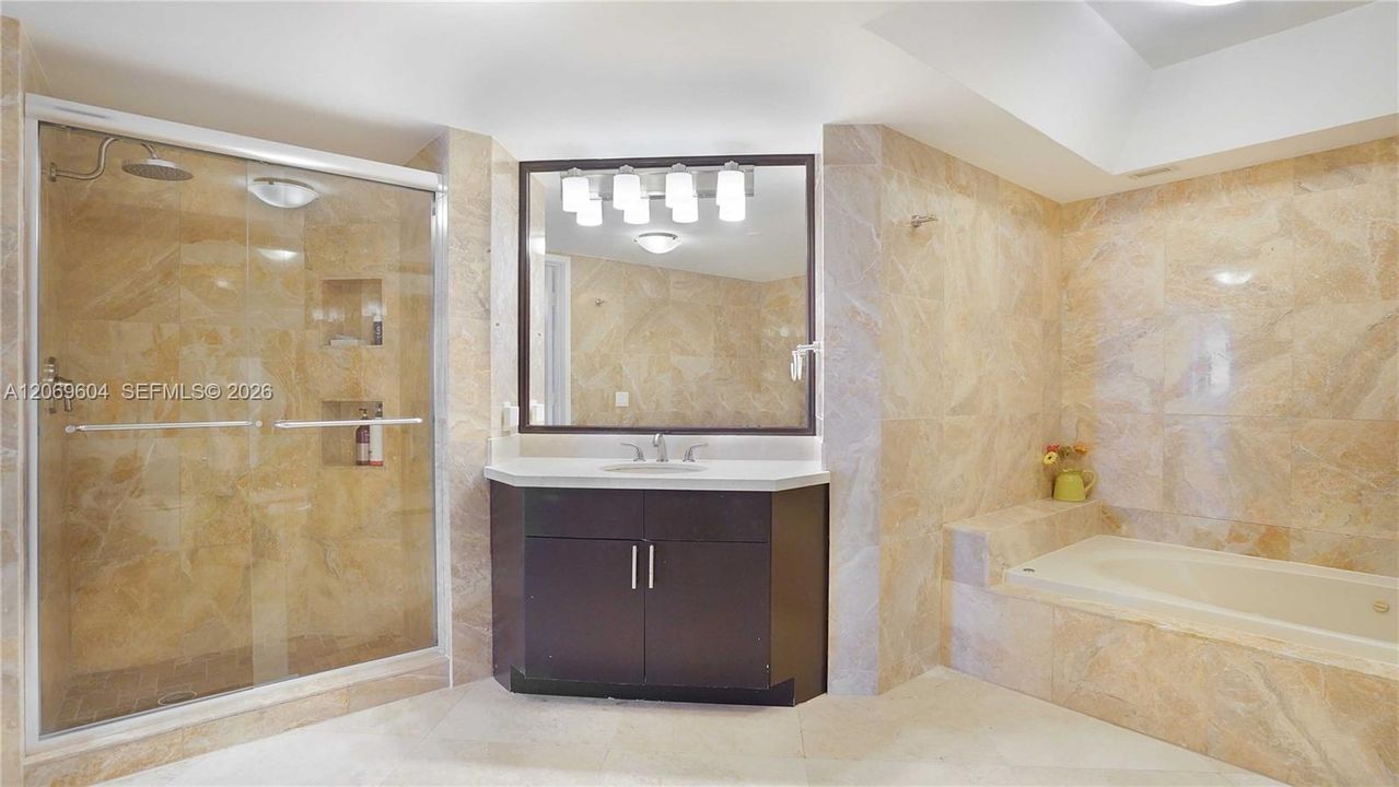 For Rent: $7,500 (2 beds, 2 baths, 1980 Square Feet)