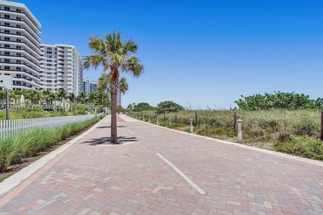 For Rent: $7,500 (2 beds, 2 baths, 1980 Square Feet)