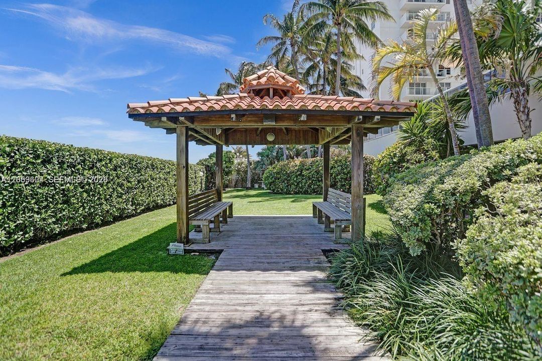 For Rent: $7,500 (2 beds, 2 baths, 1980 Square Feet)