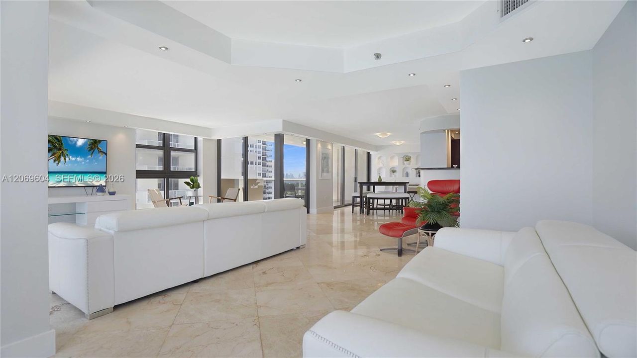 For Rent: $7,500 (2 beds, 2 baths, 1980 Square Feet)