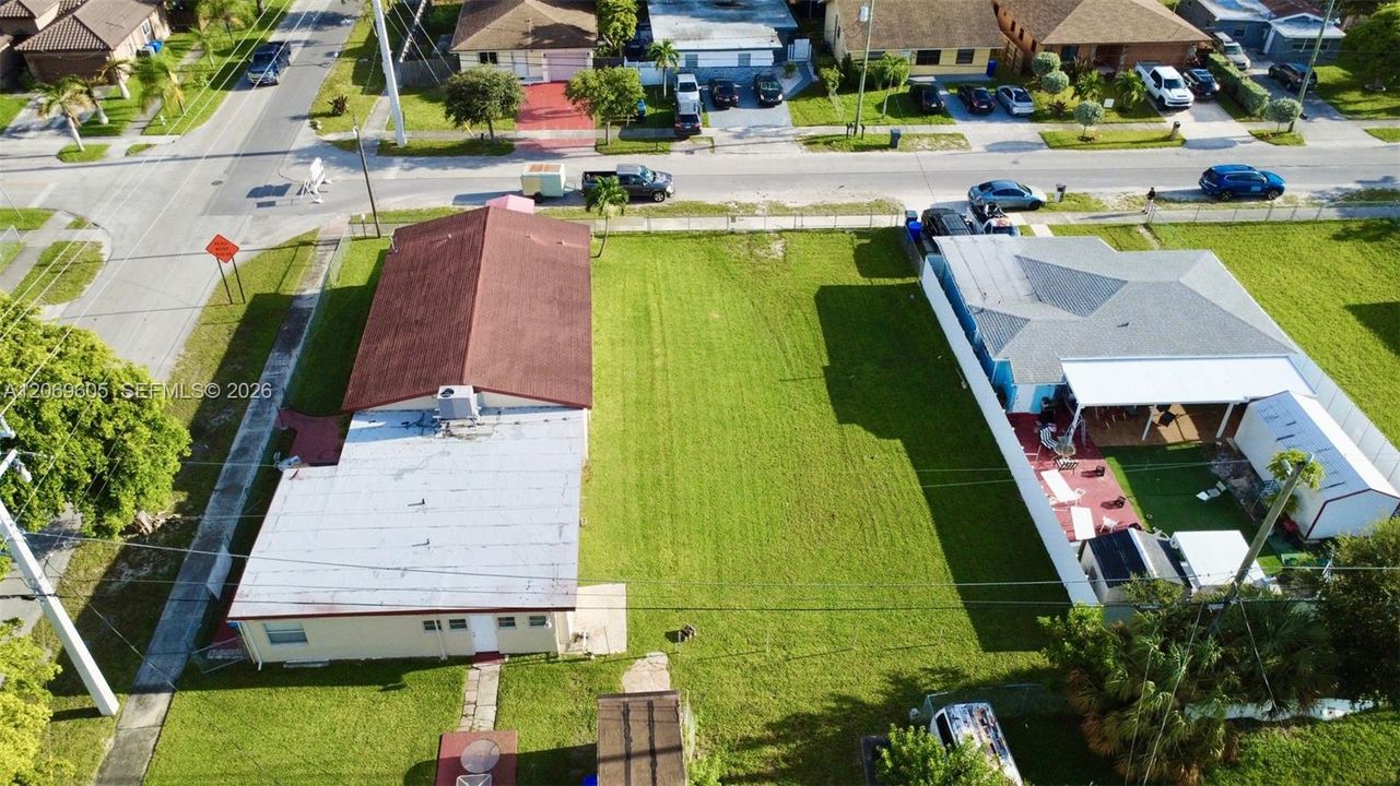 待售: $175,000 (0.11 acres)
