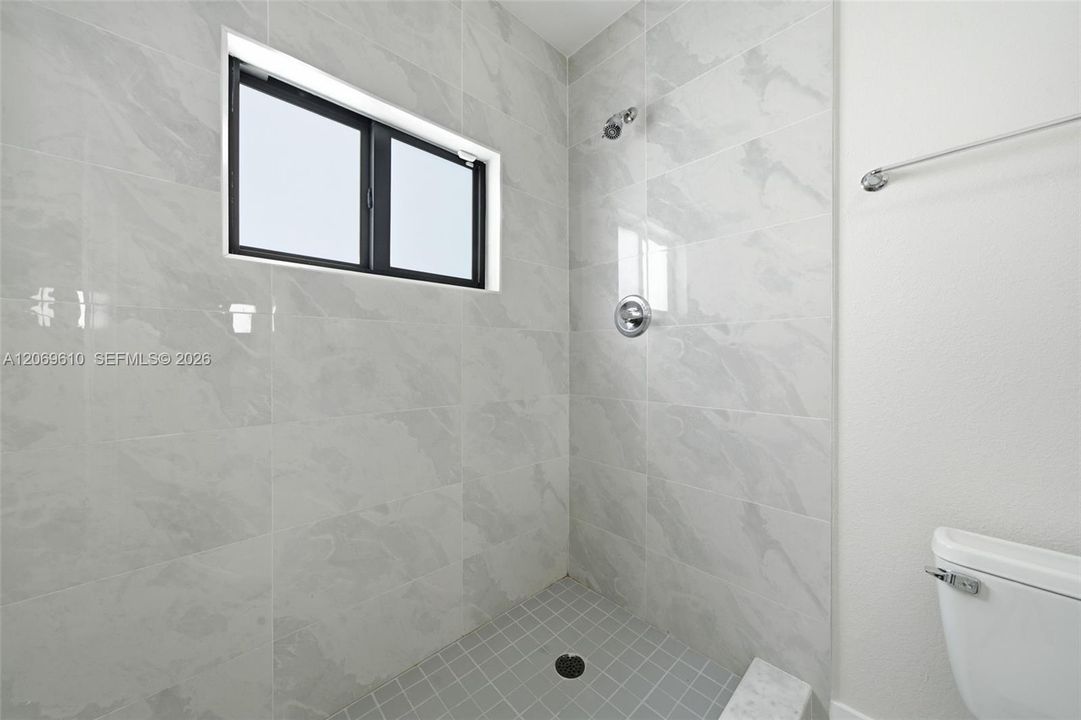 В аренду: $3,000 (3 спален, 2 ванн, 1110 Квадратных фут)