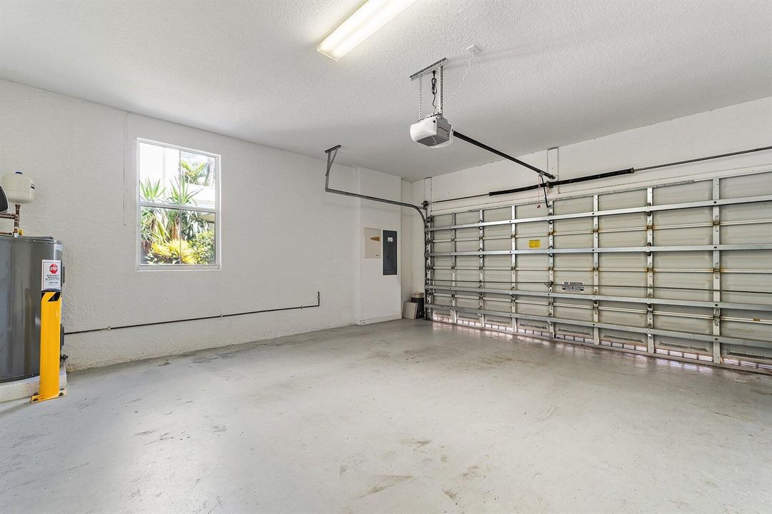 2 Car Garage