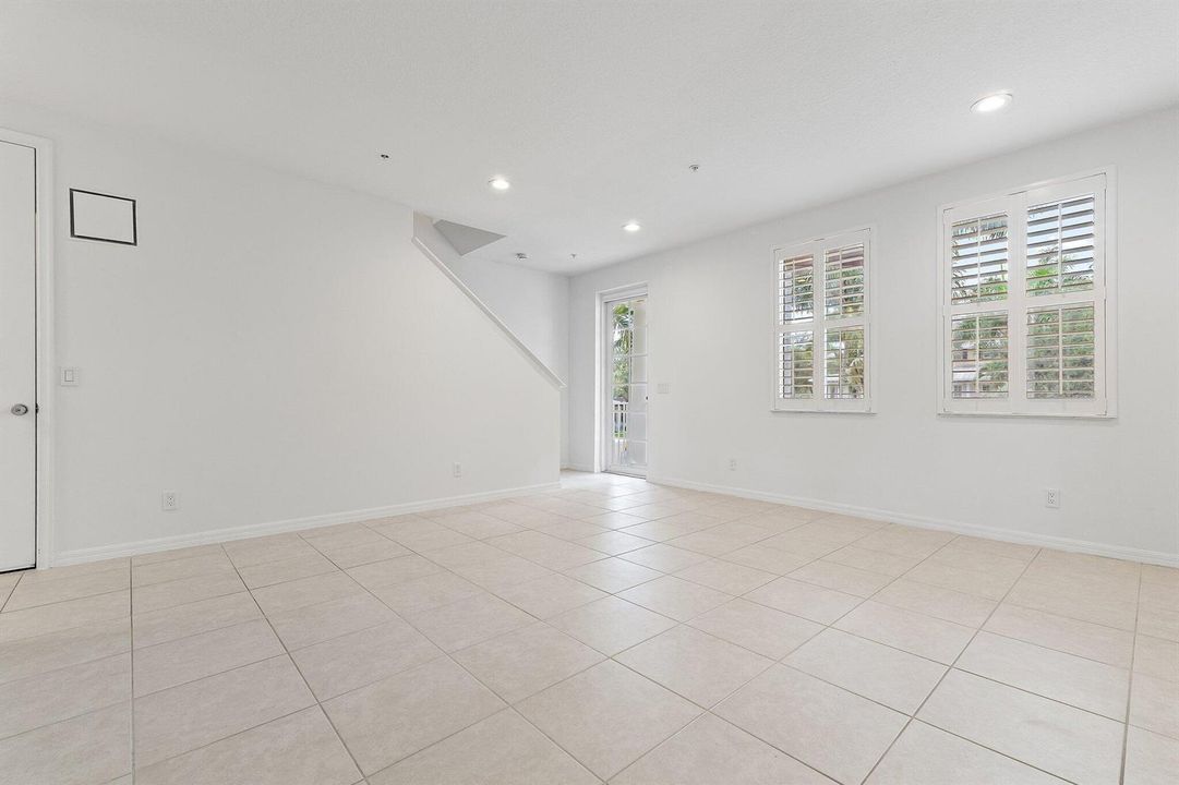 Living & Dining Area