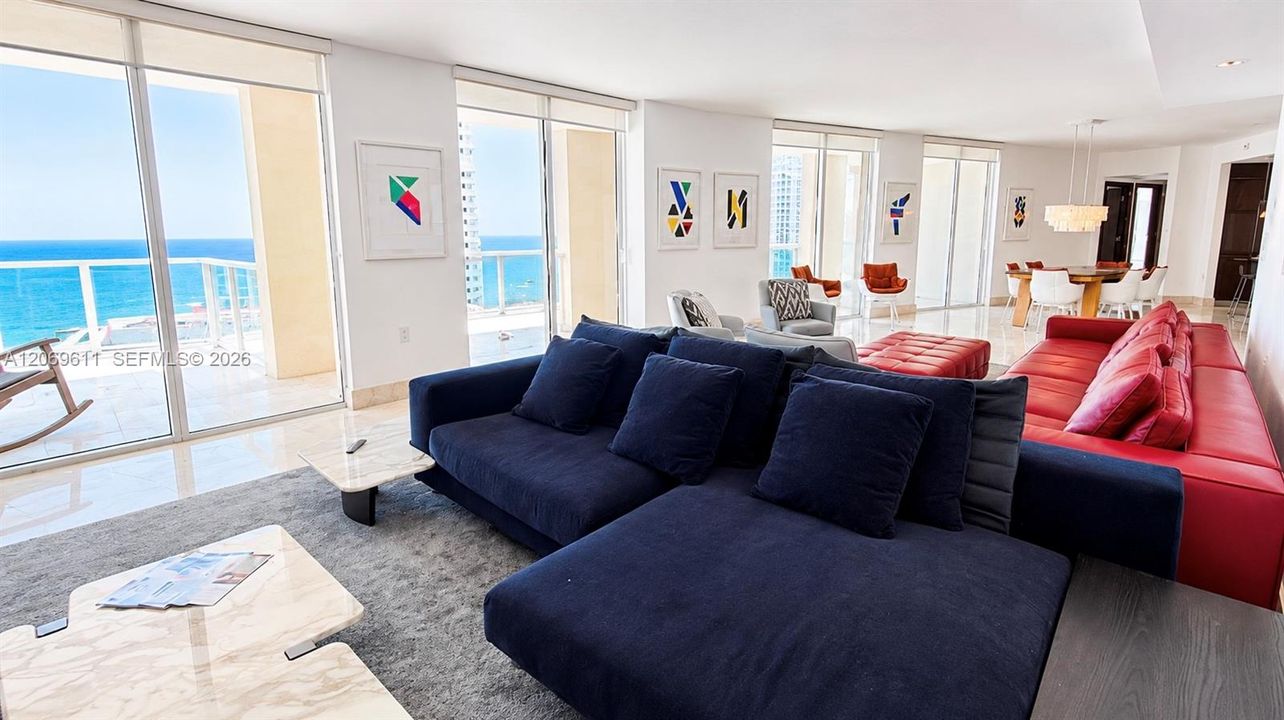 For Rent: $9,100 (4 beds, 4 baths, 2914 Square Feet)