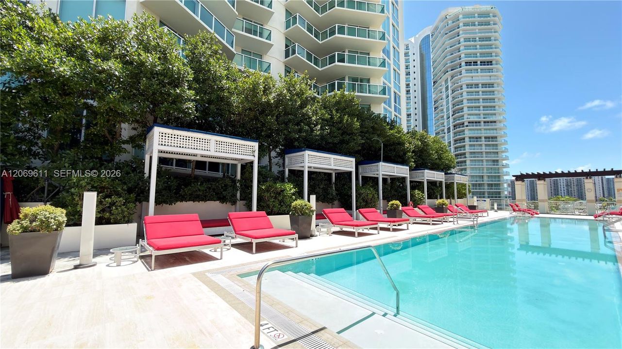 For Rent: $9,100 (4 beds, 4 baths, 2914 Square Feet)