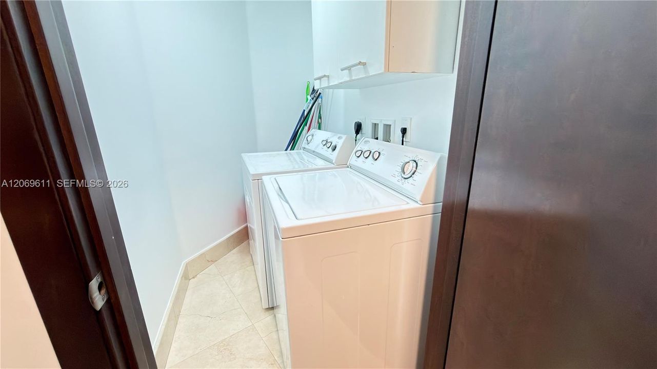 For Rent: $9,100 (4 beds, 4 baths, 2914 Square Feet)
