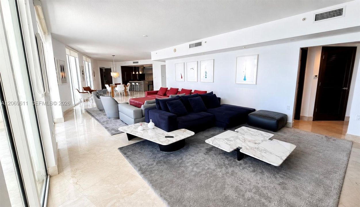 For Rent: $9,100 (4 beds, 4 baths, 2914 Square Feet)