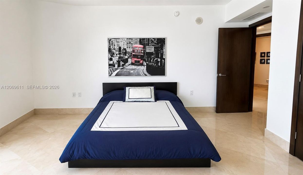 For Rent: $9,100 (4 beds, 4 baths, 2914 Square Feet)