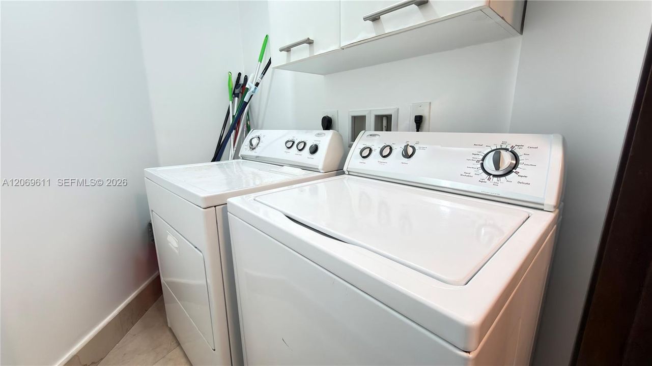 For Rent: $9,100 (4 beds, 4 baths, 2914 Square Feet)